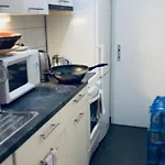 Chambre Confortable Disponible A Geneve